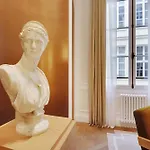 Thelander - Serviced Apartments In Louvre